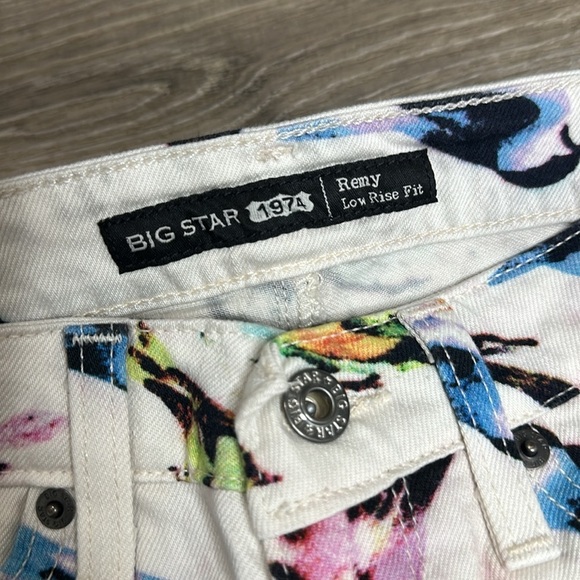Big Star 1974 Remy Low Rise Fit Skinny Jeans Bird Print White Sz 24 - Picture 3 of 11